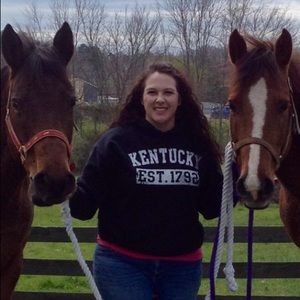 Meet your Posher, Crystal